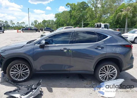 2023 Lexus Nx 350H Premium z USA, uszkodzony, nr VIN 2T2GKCEZ5PC012934